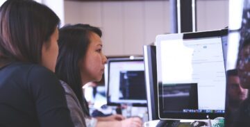 startup, business, people-849805.jpg